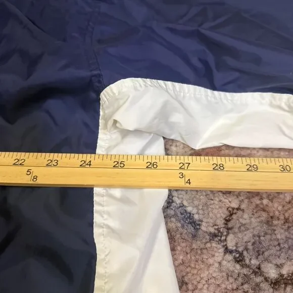 Vintage 90s Nike Jacket Windbreaker embroidered sleeve Swooshes and hidden hood - Picture 6 of 8